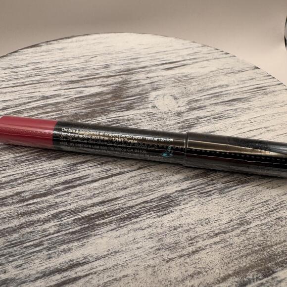 Sephora Collection Colorful Shadow & Liner Waterproof Matte 40 CALL GIRL Pencil - Picture 3 of 5